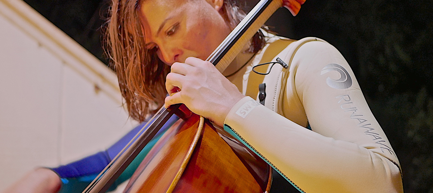 Cellist image